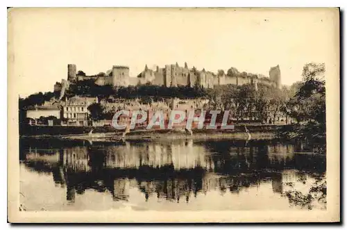 Cartes postales Chinon I et L le Chateau Mon hist Charles VII y recut Jeanne d'Arc en 1429