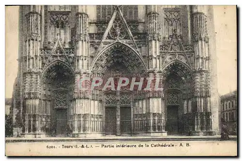 Cartes postales Tours I et L partie interieure de la cathedrale