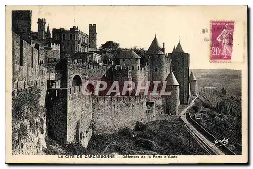 Cartes postales La Cite de Carcassonne Defenses de la Porte d'Aude