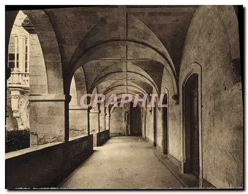 Cartes postales Abbaye St Pierre de Solesmes Le Petit Cloitre