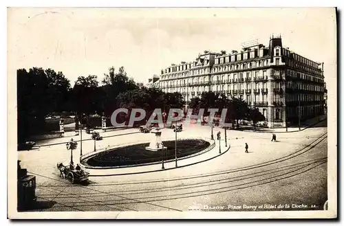 Cartes postales Dijon Place Darcy et Hotel de la Clocher