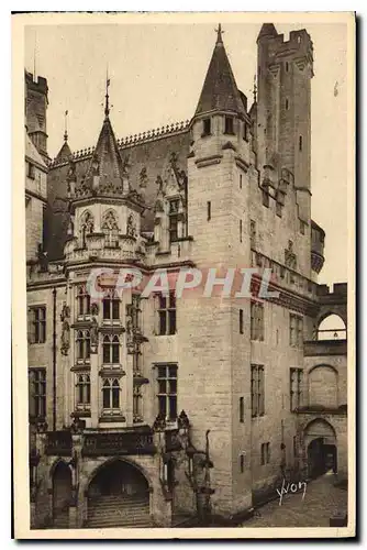 Cartes postales Chateau de Pierrefonds Oise L'Entree du Chateau