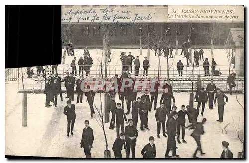 Cartes postales Passy Froyennes La Patinoire dans une cour de jeux