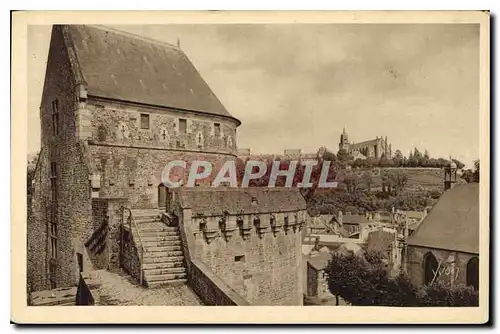 Ansichtskarte AK Fougeres Ille et Vilaine La Tour Raoul et le Chemin de Ronde