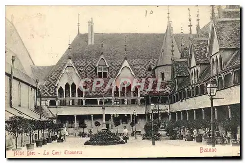 Cartes postales Beaune Hotel Dieu La Cour d'honneur