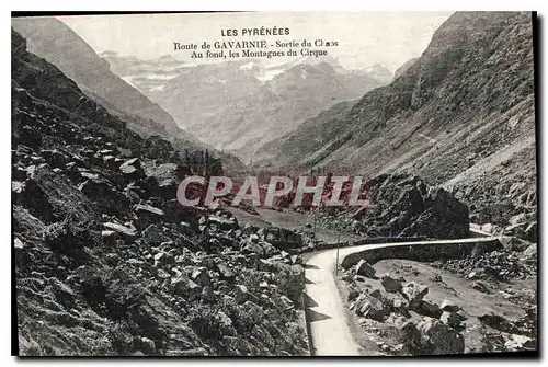 Cartes postales Route de Gavarnie Sortie du Chaos Au fond les Montagnes du Cirque