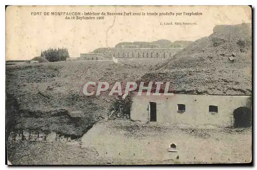 Ansichtskarte AK Fort de Montfaucon Interieur du Nouveau Fort avec la tronee