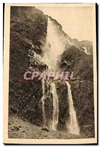 Cartes postales Les Pyrenees Cascade du Cirque de Gavarnie