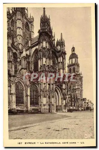 Ansichtskarte AK Evreux La Cathedrale Cote Nord