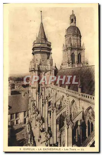 Ansichtskarte AK Evreux La Cathedrale Les Tours