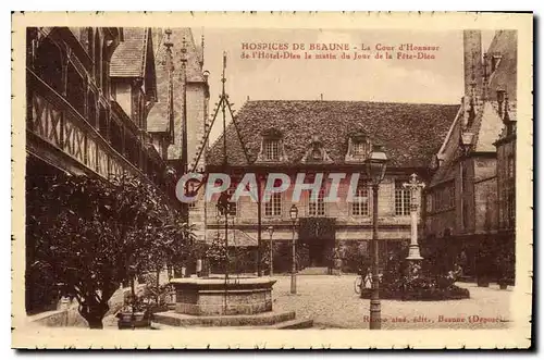 Cartes postales Hospices de Beaune La Cour d'Honneur de l'Hotel Dieu