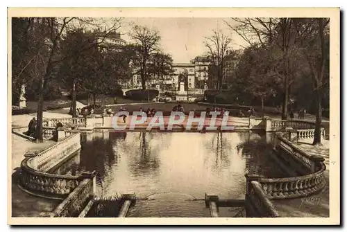 Ansichtskarte AK Dijon Cote d'Or Chateau d'Eau et Place d'Arcy