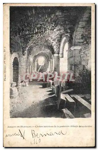 Cartes postales Abbaye de Flavigny Cloitre interieur de la premiere Abbaye Benedictine