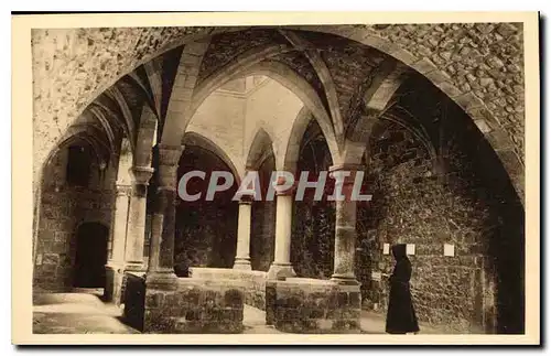 Cartes postales Abbaye de ND de Lerins Ile Saint Honorat Cloitre interieur de Monastere fortifee