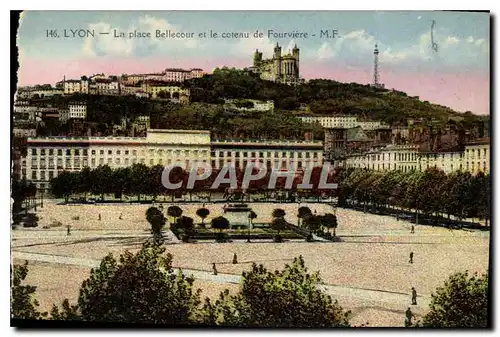 Ansichtskarte AK Lyon La place Bellecour et le coteau de Fourviere