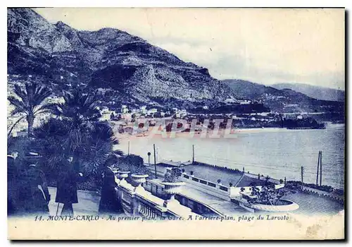 Cartes postales Monte Carlo Au premier plan la Gare