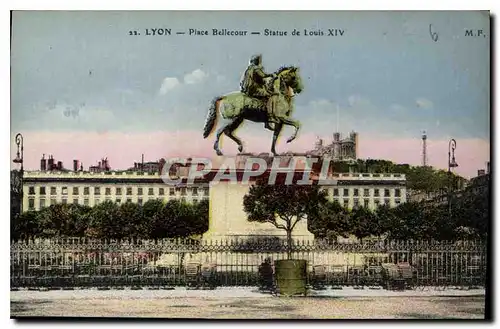 Ansichtskarte AK Lyon Place Bellecour Statue de Louis XIV