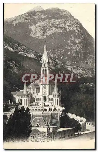 Cartes postales Lourdes La Basilique
