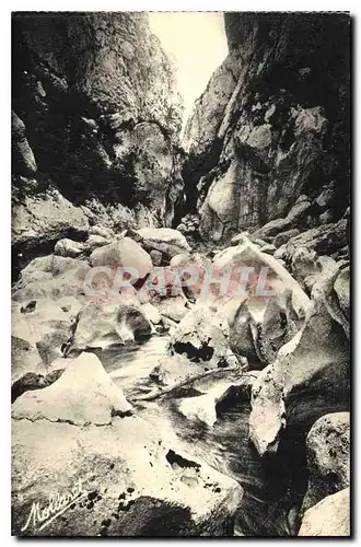 Cartes postales Grand Canon du Verdon parle fend le Chaos et Rochers de Trescaire