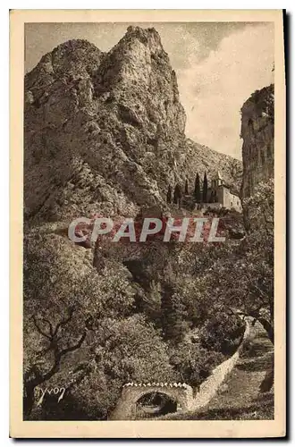 Ansichtskarte AK Paysages et Pierre de Provence Moustiers Ste Marie et la Chapelle de Beauvoir fondee par Charlem