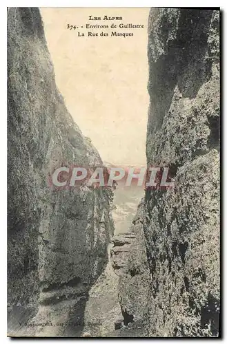 Ansichtskarte AK Les Alpes Environs de Guillestre a Rue des Masques