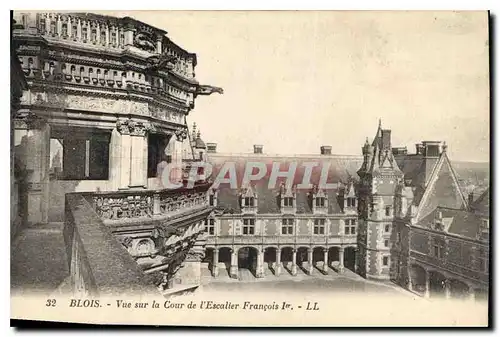 Cartes postales Blois vue sur la Cour d l'Escalier Francois