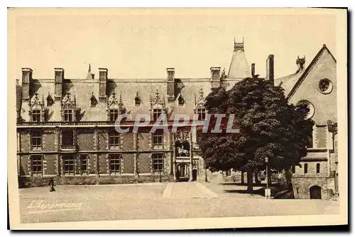 Ansichtskarte AK Blois Chateau Mon Hist Facade exterieure et Porte d'Entree au dessus de laquelle se trouve la st