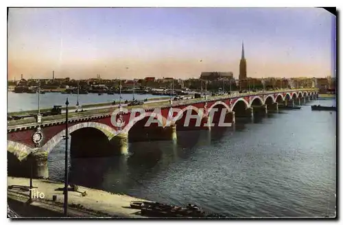 Cartes postales Bordeaux Le Pont sur Garonne