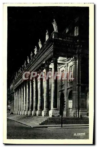 Ansichtskarte AK Bordeaux Gironde Le Grand Theatre vu  de nuit