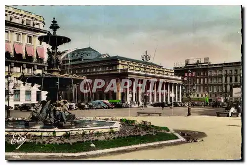 Ansichtskarte AK Bordeaux Gironde Place de la Comedie  Le Grand Theatre et la Fontaine des Allees de  Tourny