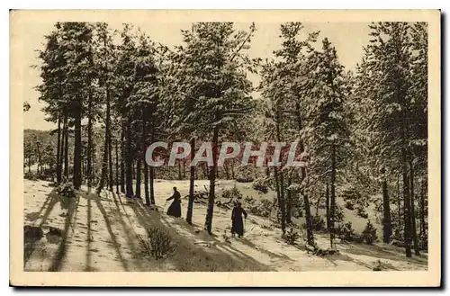 Ansichtskarte AK Sanatorium du Clerge de France Thoren AM Teleph N Promenade dans la neige