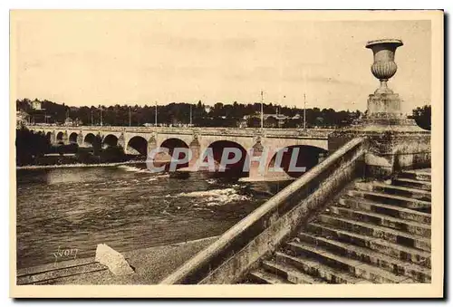 Cartes postales Tours Le Pont de Pierre