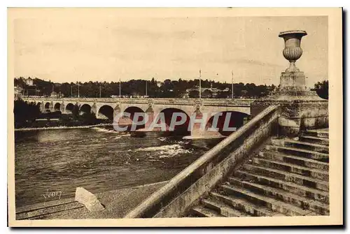 Cartes postales Tours Le Pont de Pierre