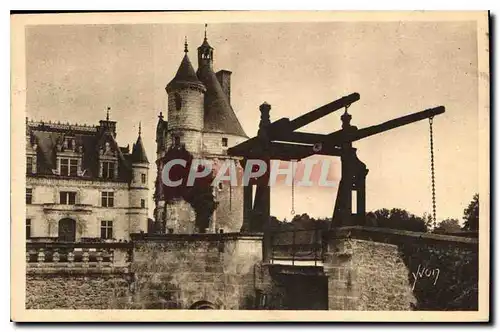 Cartes postales Chateau de Chenonceaux Le Pont Levis et la Tour des Marques