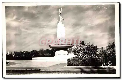 Cartes postales Tours Monument American