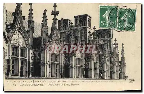 Cartes postales Chateau D'Amboise Facade sur la loire lucarnes