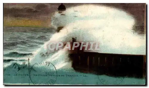 Cartes postales Le Havre le Phare un jour de Tempete