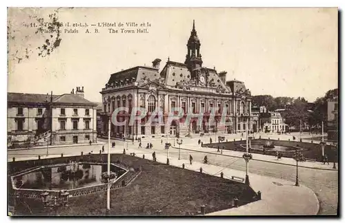 Cartes postales Tours I et L l'Hotel de Ville et la Place du Palais