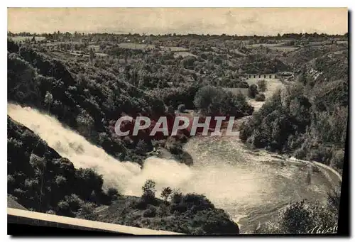 Cartes postales La Vallee de la Creuse vue du Sommet du Barrage par Temps de Crue