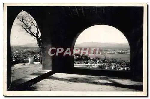 Cartes postales Notre Dame de la Garoupe au Cap d'Antibes Le Porche et la table d'orientation