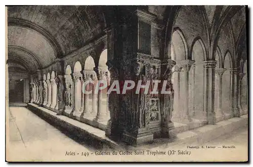 Cartes postales Arles Galiries du Cloitre Saint Trophime XI siecle
