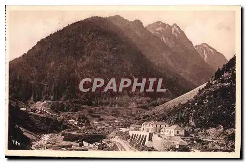 Cartes postales Les Beaux Paysages de France Les Pyrenees Cauterets Vue d'ensemble de la Raillere le Houmigas