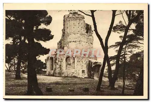 Cartes postales La Douce France Nimes Gard La Tour Magne