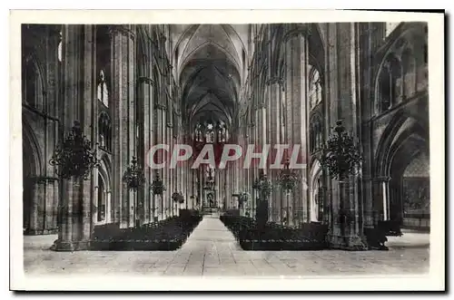 Ansichtskarte AK Bourges Cher Interieur de la Cathedrale la grande Nef