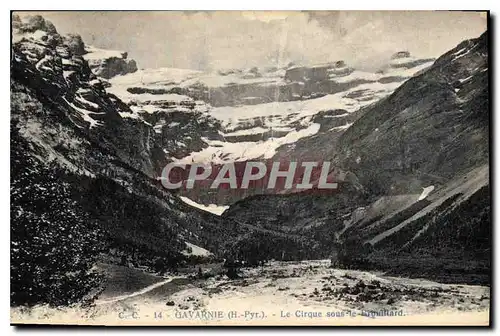 Cartes postales Gavarnie H Pyr le Cirque sous le brouillard