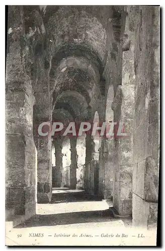 Ansichtskarte AK Nimes Interieur des Arenes Galeries du Bas