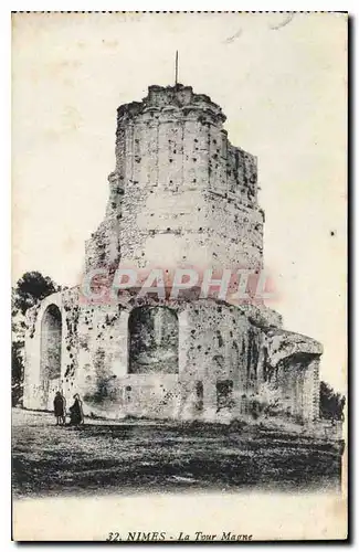 Cartes postales Nimes la Tour Magne