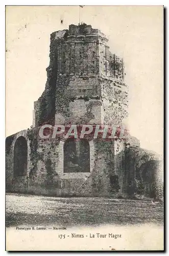 Cartes postales Nimes la Tour Magne