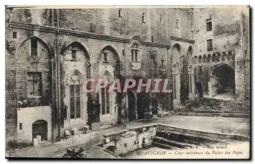 Cartes postales Avignon Cour Interieur du Palais des Papes