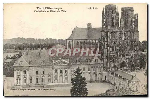 Cartes postales Toul Pittoresque Cathedrale et Hotel de Ville